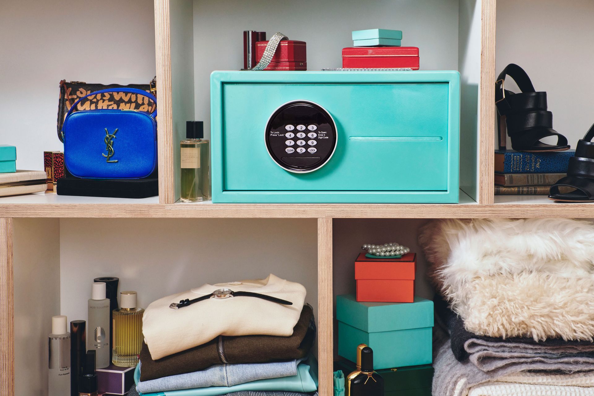 CREATING ORDER, FASHION AND STYLE AT HOME WITH MYCUBE