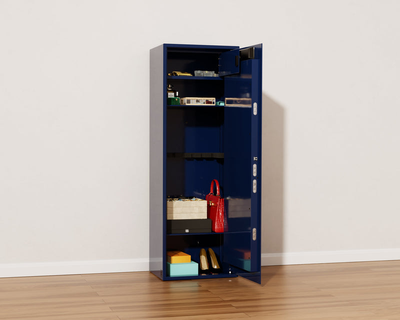 Max Plus in Midnight Blue, door open