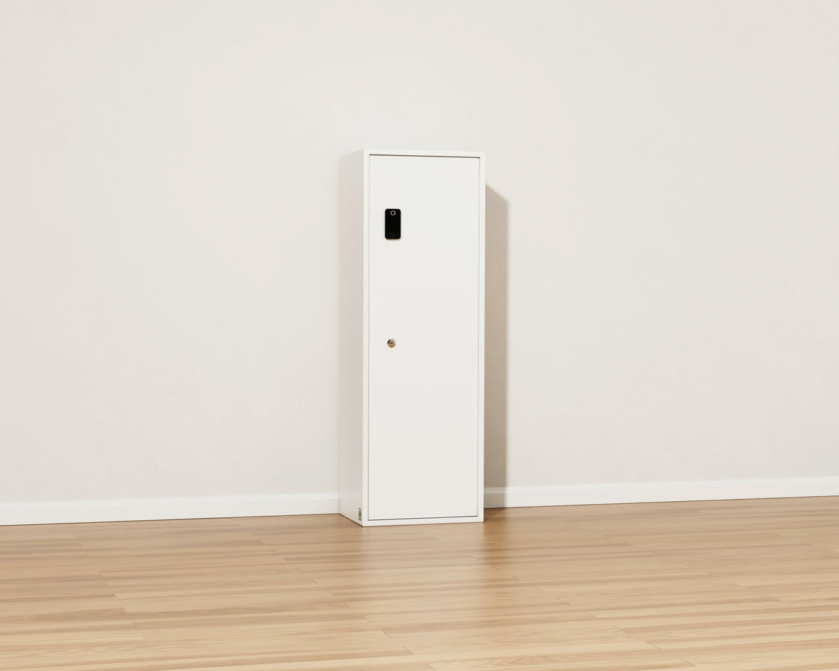 Mycube Max Plus safe in Mycube White, three-quarter view with the door closed