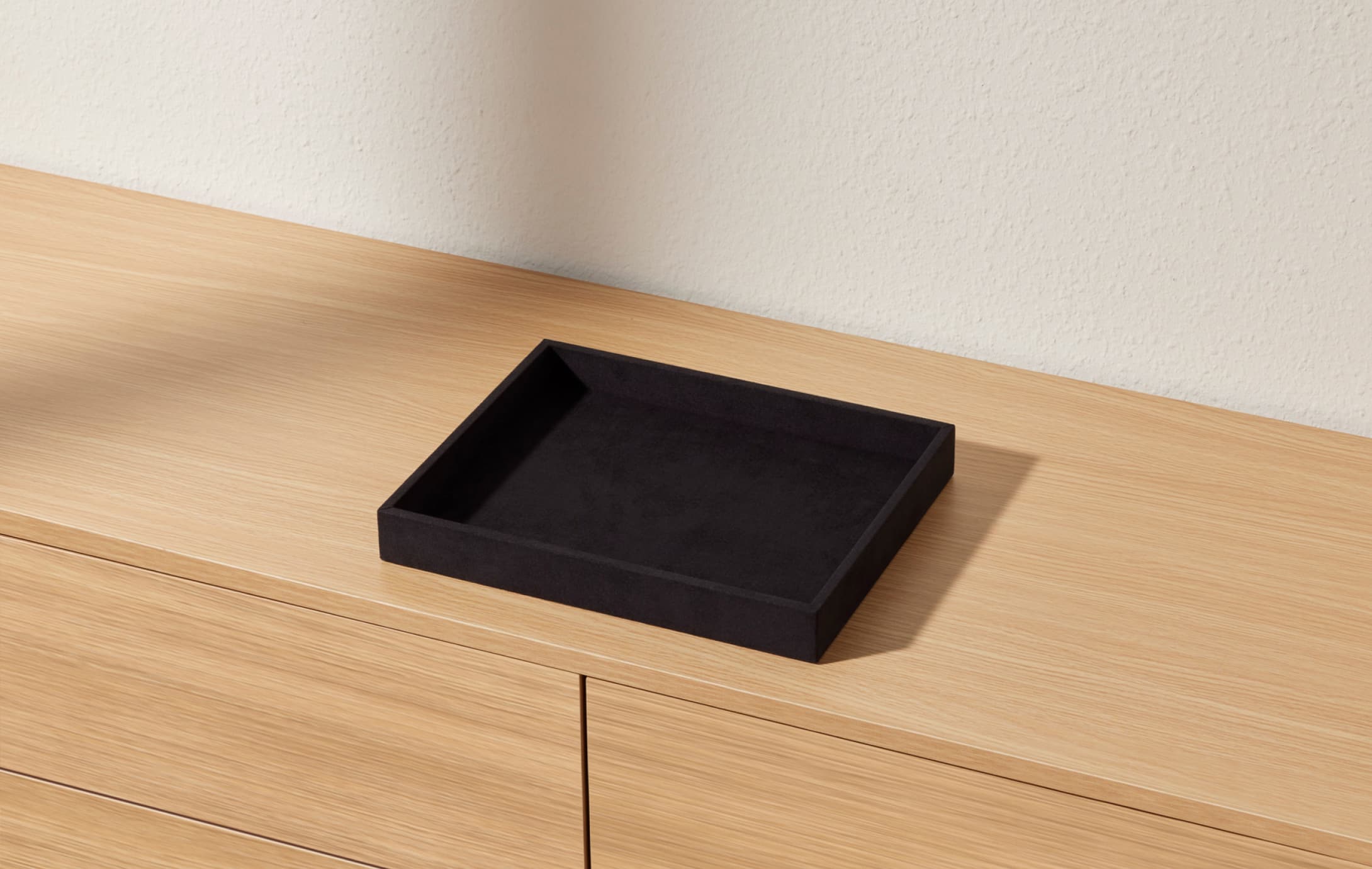 Open Tray in Black